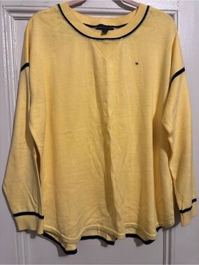 Tommy Hilfiger Yellow Crewneck Sweater with blue accents. 25”L x 22”W. Size M.